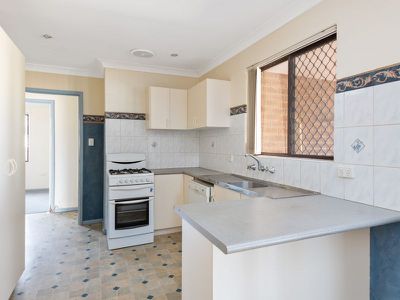 30 Phoenix Place, South Kalgoorlie