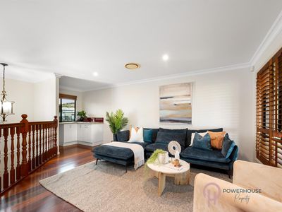 10 Talburpin Esplanade, Redland Bay