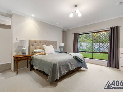 32  Serene Place, Fig Tree Pocket