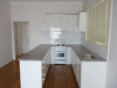 1 Bradman Street, Horsham