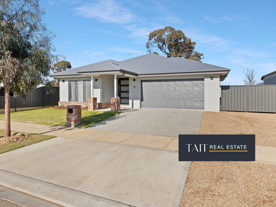 24 Blackwood Crescent, Yarrawonga