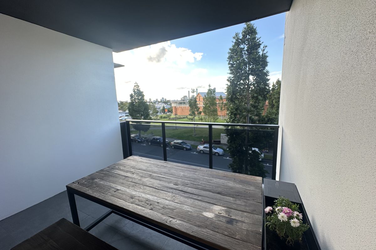 1302 / 11 Peter Doherty Street, Dutton Park
