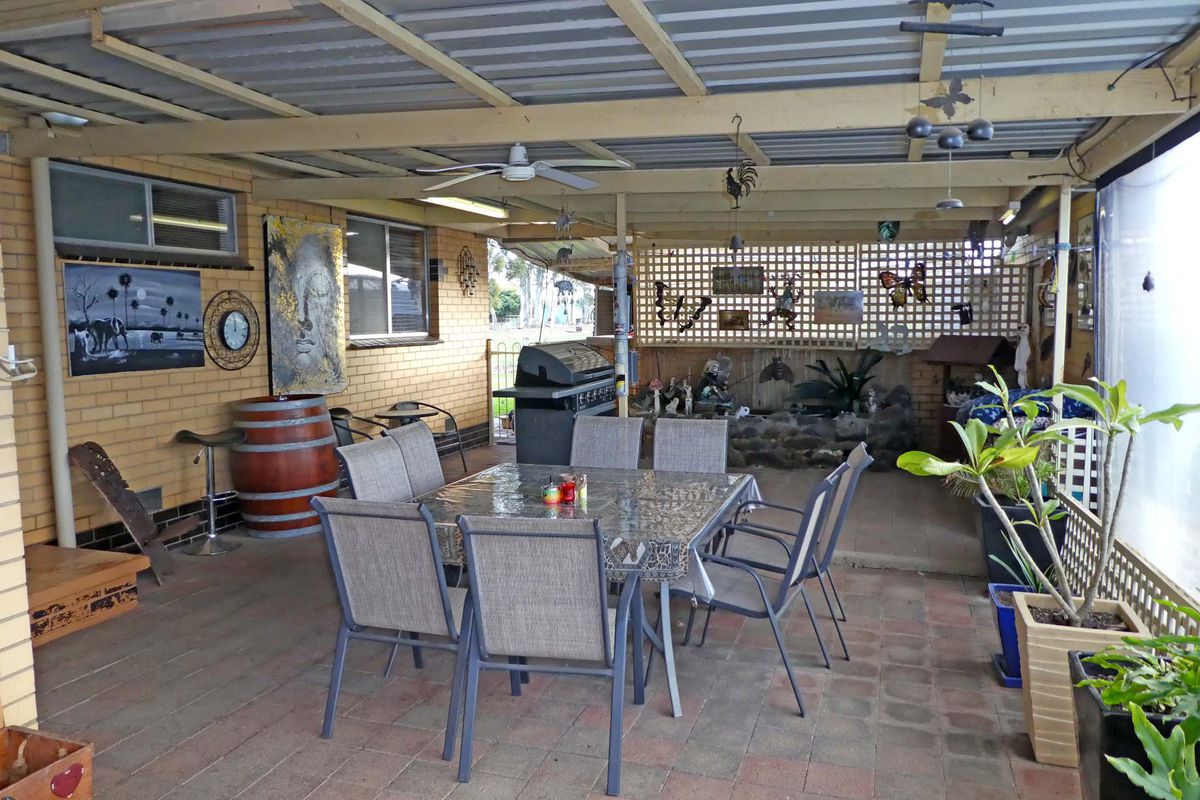 5 Weller Road, Lancaster