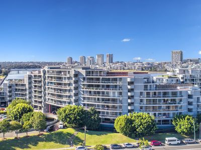 86 / 27 Bennelong Parkway, Wentworth Point