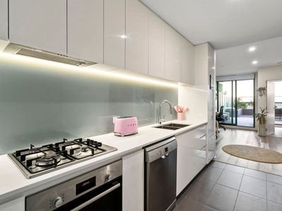 606D / 4 Tannery Walk, Footscray