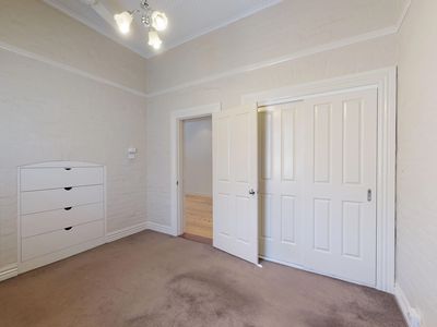 112 Bultje Street, Dubbo