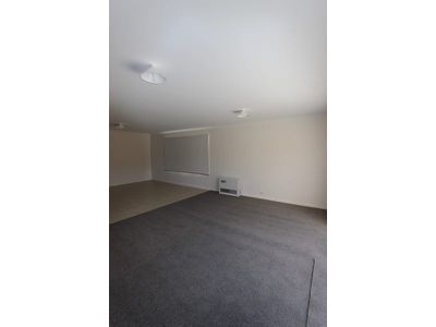 1 / 48 Rollins Road, Bell Post Hill