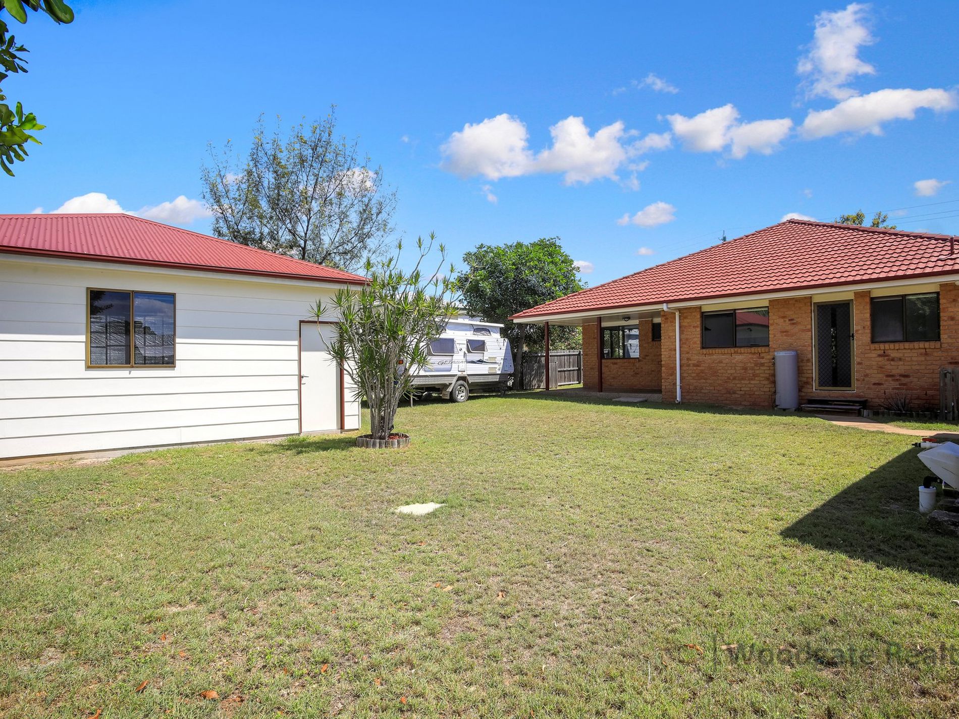 98 MACKEREL STREET, Woodgate