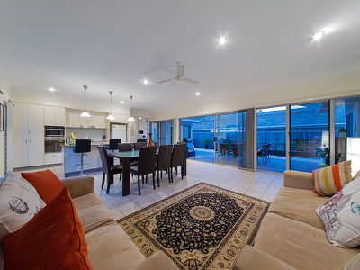 22 Hawksbury Crescent, Wakerley