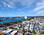 1 / 8 Drake Avenue, Paradise Point