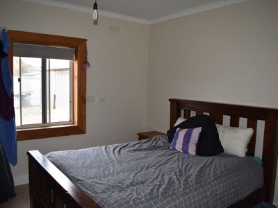 10 Peters Street, Tantanoola