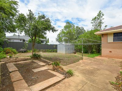 38 Barrymount Crescent, Mount Lofty