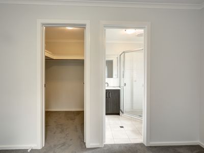 10 Waterlily Terrace, Murray Bridge