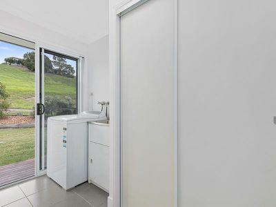 8 Rural View Court, Craignish