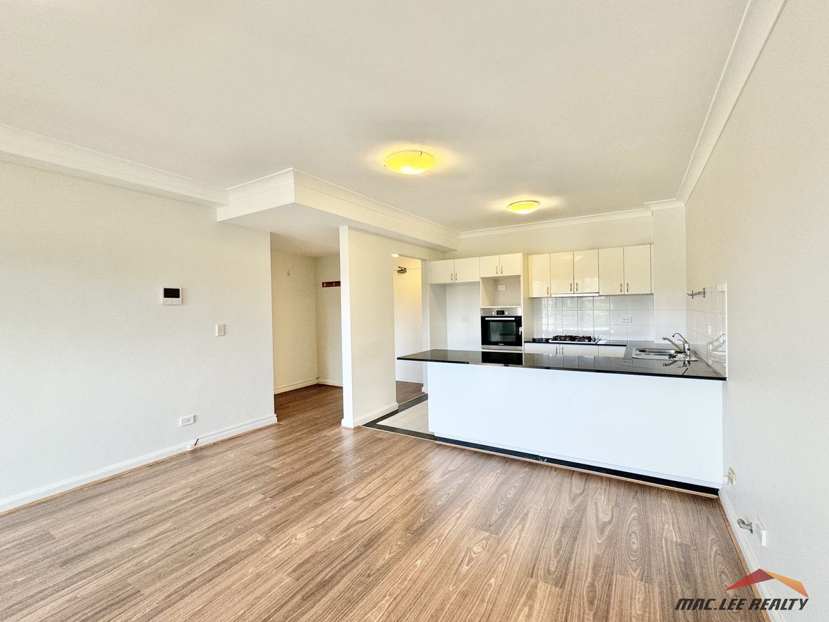 12 / 3-11 Hawkesbury Avenue, Dee...