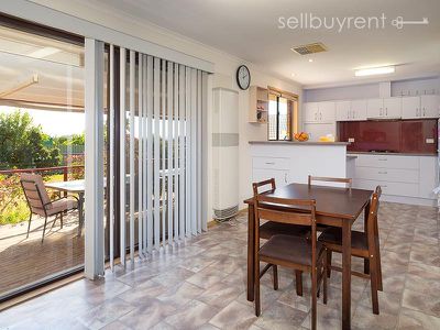 32 MENZIES STREET, Wodonga