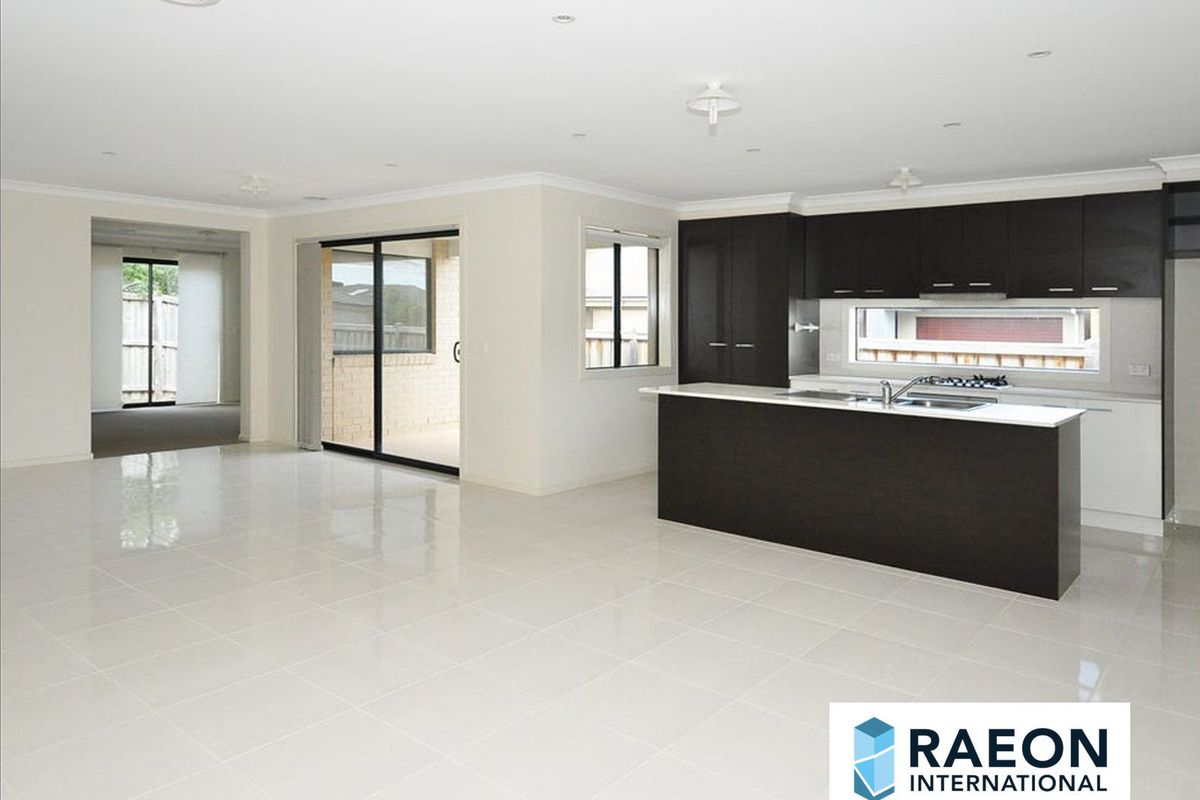 14 Baltic Circuit, Point Cook