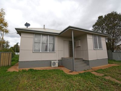 6 Wattle Street, Dubbo