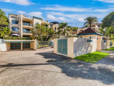 7 / 12 Monte Carlo Avenue, Surfers Paradise