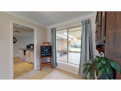 85 Websdale Drive, Dubbo