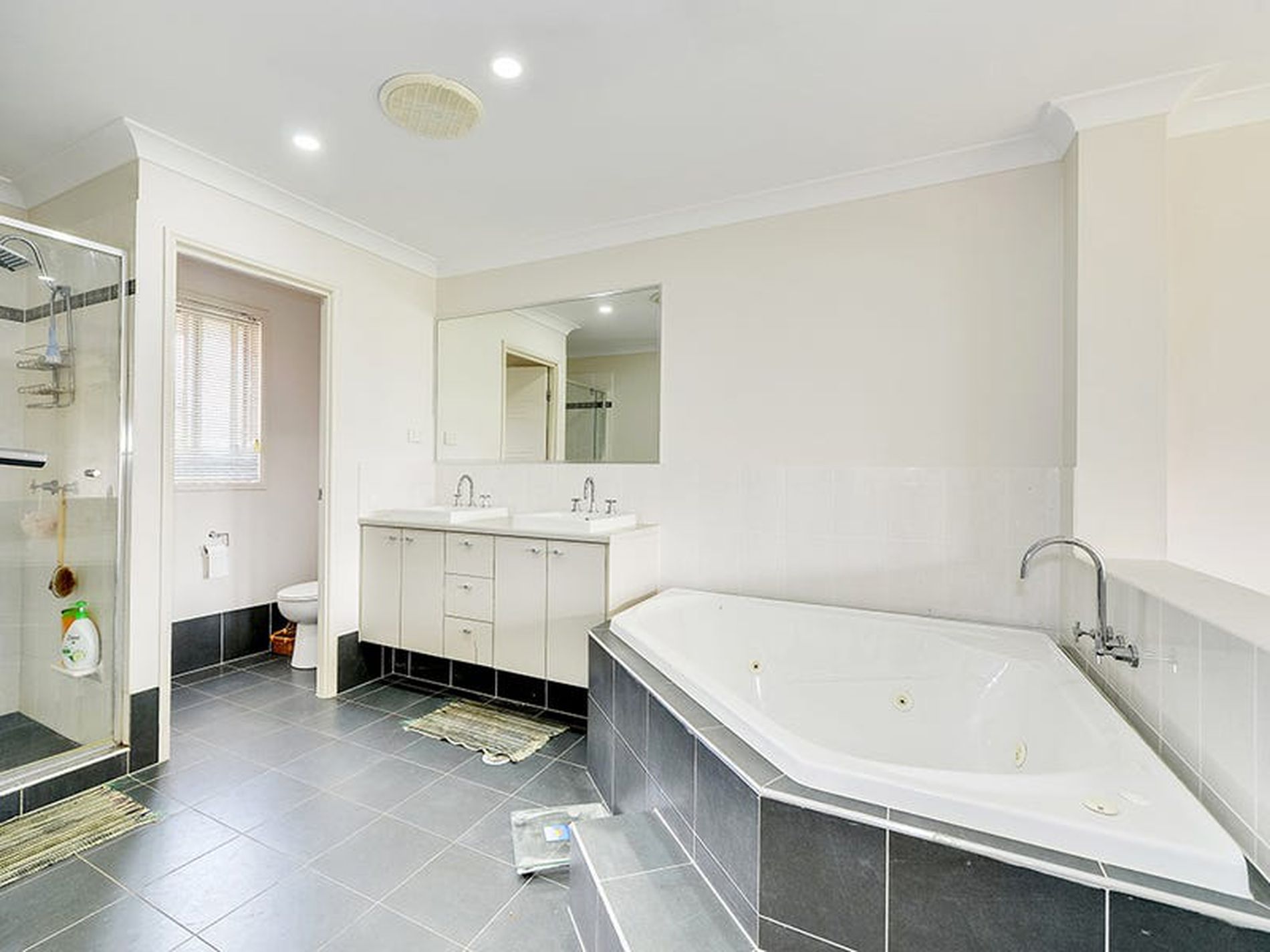 24 Harold Reinhardt Dr, Redbank Plains