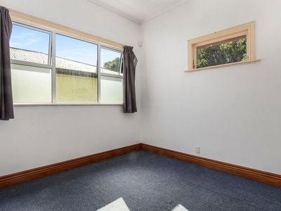 18 Dunstan Street, Otaki