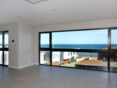4/8 Sorrento Street, North Beach
