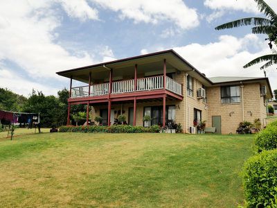 27 Adermann Drive, Kingaroy