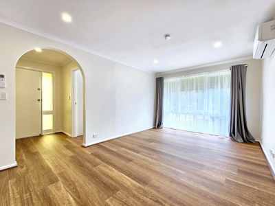 4 / 42 Greendale Road, Doncaster East