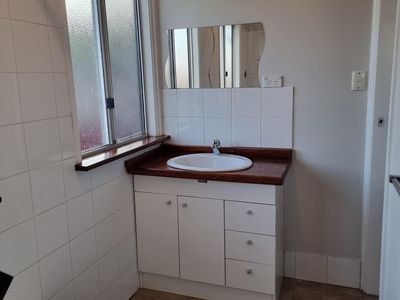35 Pine Street, Kalpowar