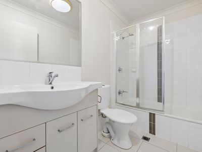 2 / 62 Sophie Place, Doolandella
