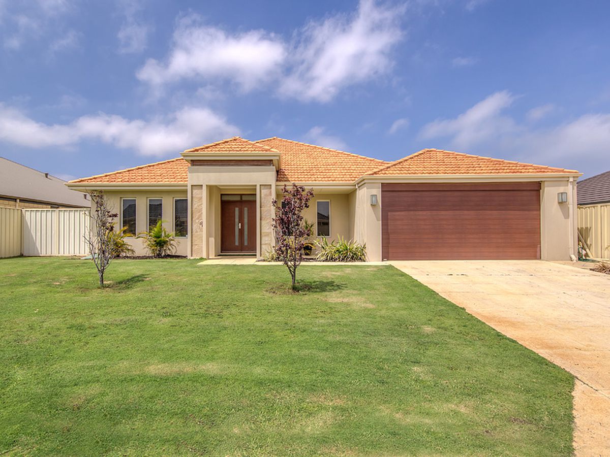 4 Duranbah Road, Secret Harbour Cutten & Co Real Estate