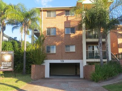 4 / 19 Blackett Street, North Wollongong