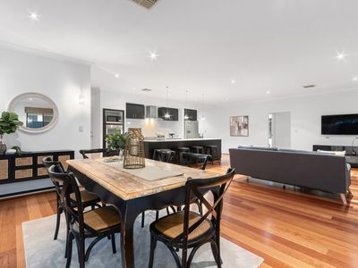 10 Delmar Avenue, Harrisdale