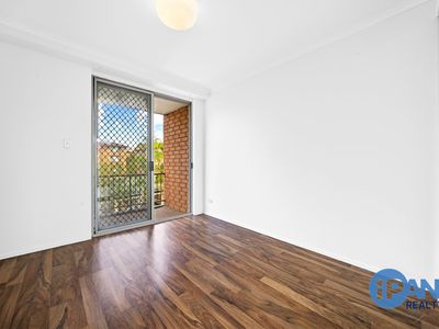 83 / 4 Riverpark Drive, Liverpool