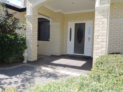 65 Amberley Way, Pearsall