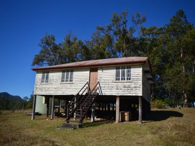 40 McGinn Road, Gheerulla