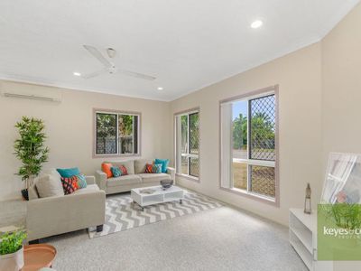 9 Plumtree Place, Kirwan