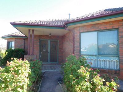 27 Citrus Avenue, Horsham