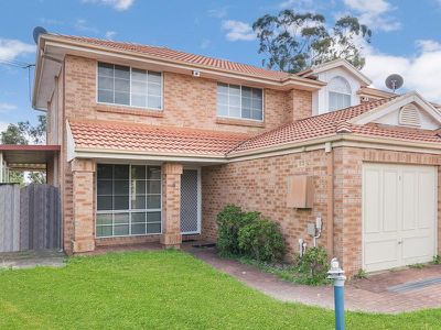 5 Yantara Place, Woodcroft