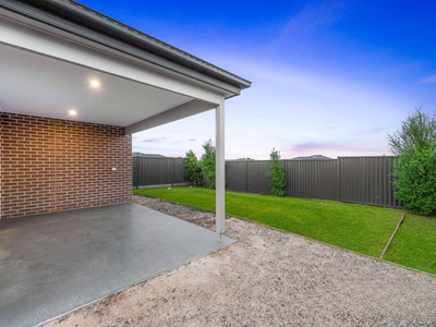 19 Atherton Way, Werribee