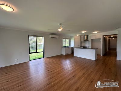 16 Forest Avenue, Glenore Grove