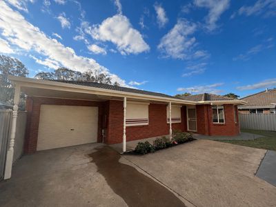 2 / 14 Beckham Street, Shepparton
