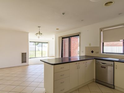 3 Shiralee Crescent, Horsham
