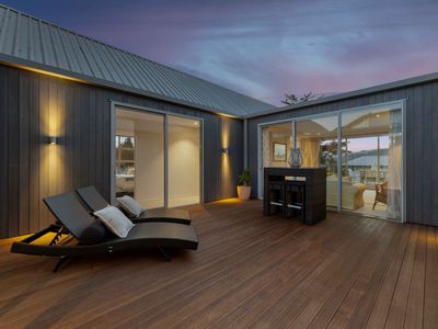 335 Highcliff Road, Highcliff