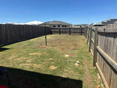 2 / 25 Myrtleford Crescent, Cambooya