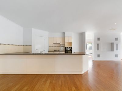 14 Thornley Court, Sale