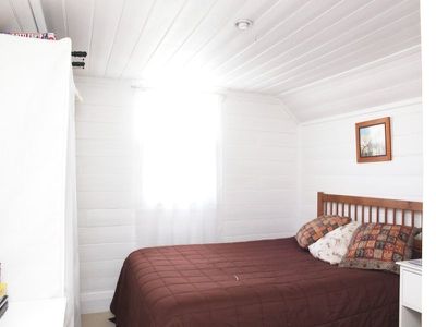 8205 Channel Highway, Cradoc
