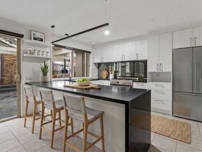 12 Bianco Ct, Langwarrin