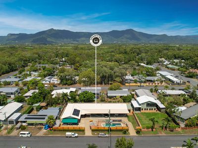 9 Mimosa Street, Holloways Beach